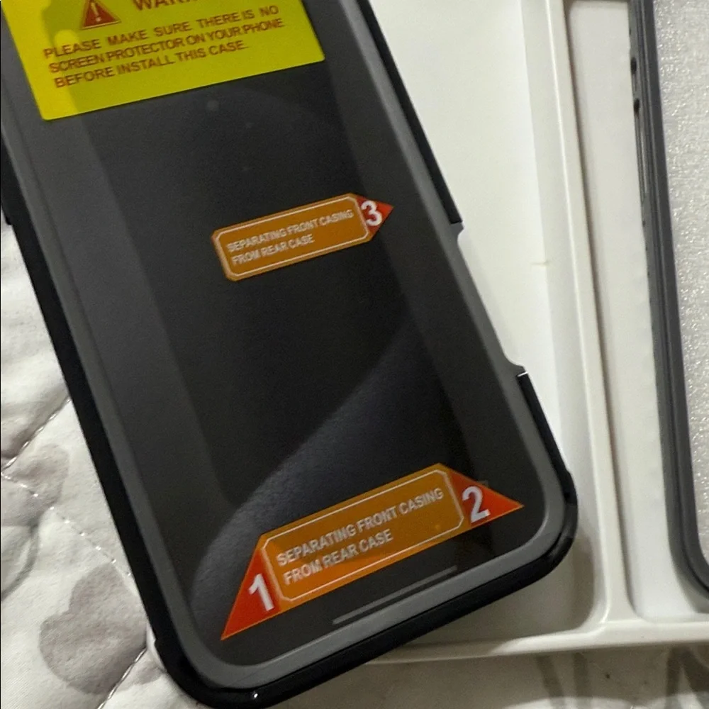 Black Phone Case for 16 pro max